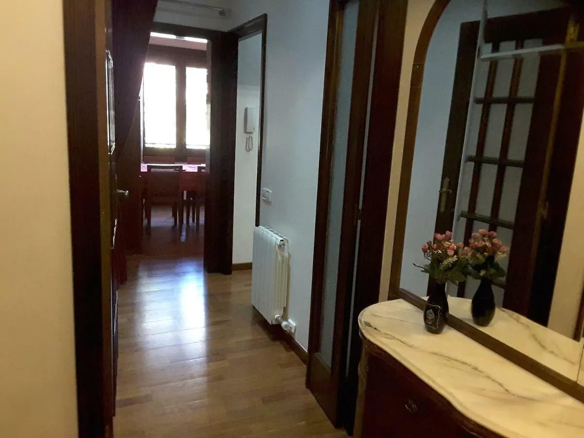 Apartamento Gran Via De Les Corts Catalanes Barselona İspanya